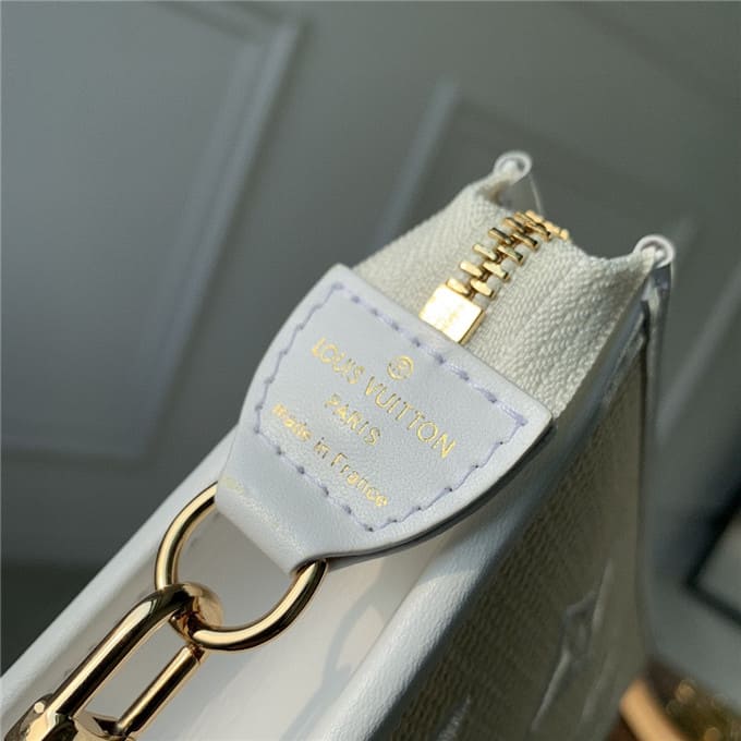 Túi LOUIS VUITTON toiletry pouch on chain