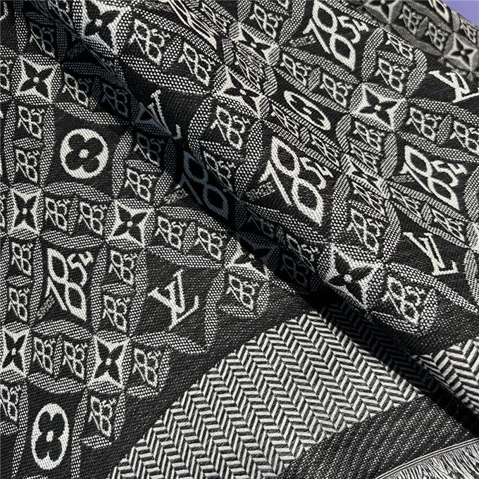 KHĂN Louis Vuitton monogram shawl scarf