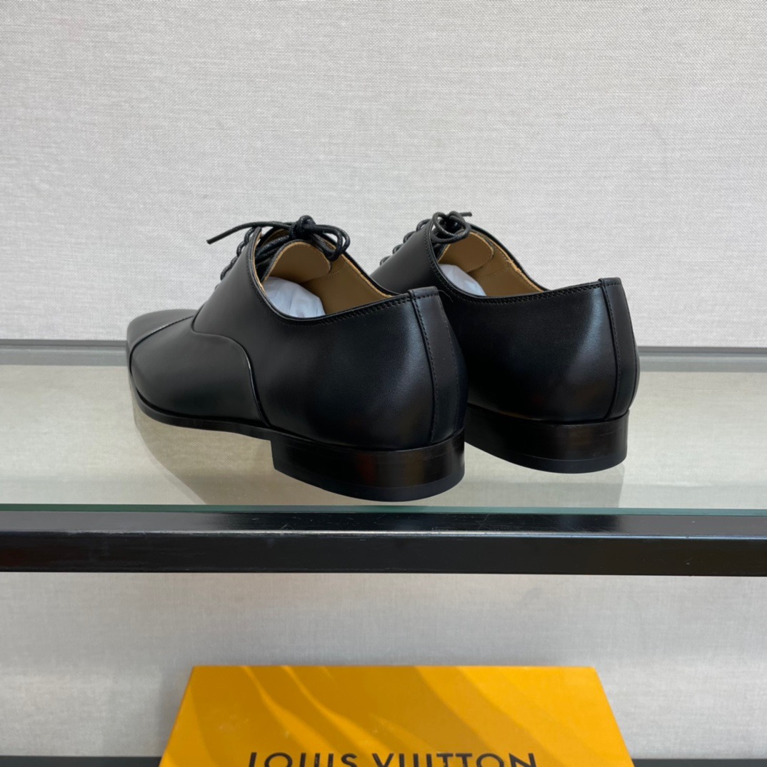 GIÀY LOUIS VUITTON BLACK LEATHER BROGUES SHOES