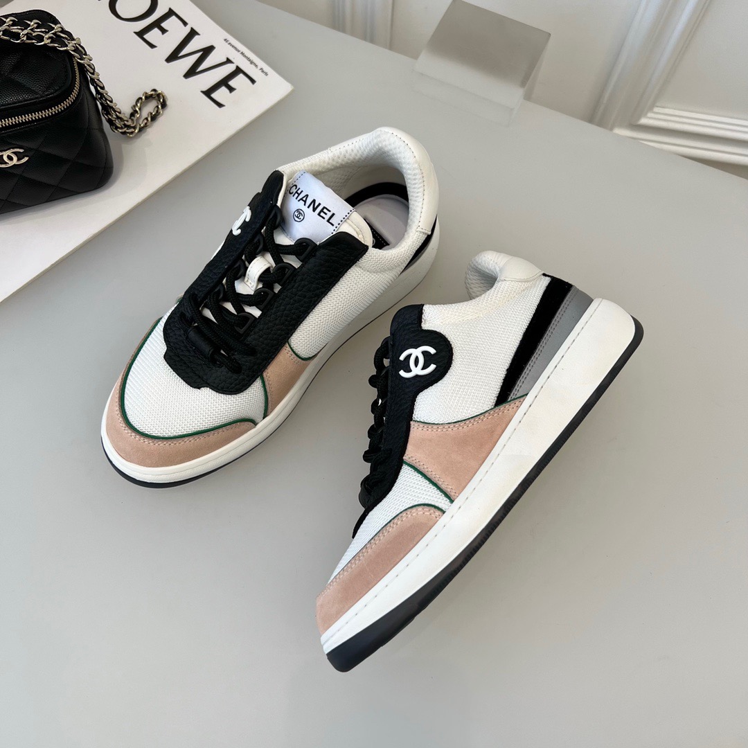 GIÀY CHANEL CC LOGO SNEAKERS shoes