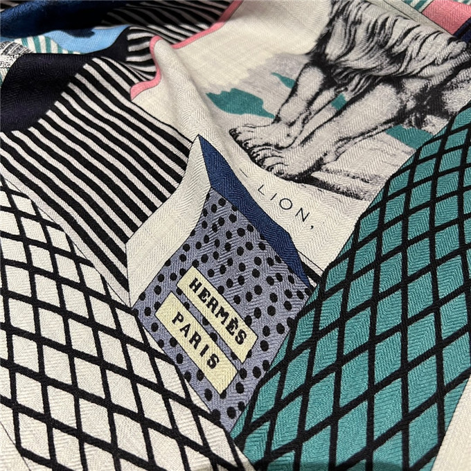KHĂN Hermes Grand Theatre Nouveau Wool Blend scarf