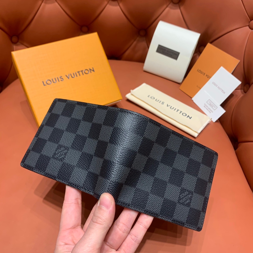 VÍ LOUIS VUITTON MONOGRAM WALLET
