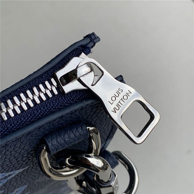 Túi LOUIS VUITTON  sac plat zippe bag