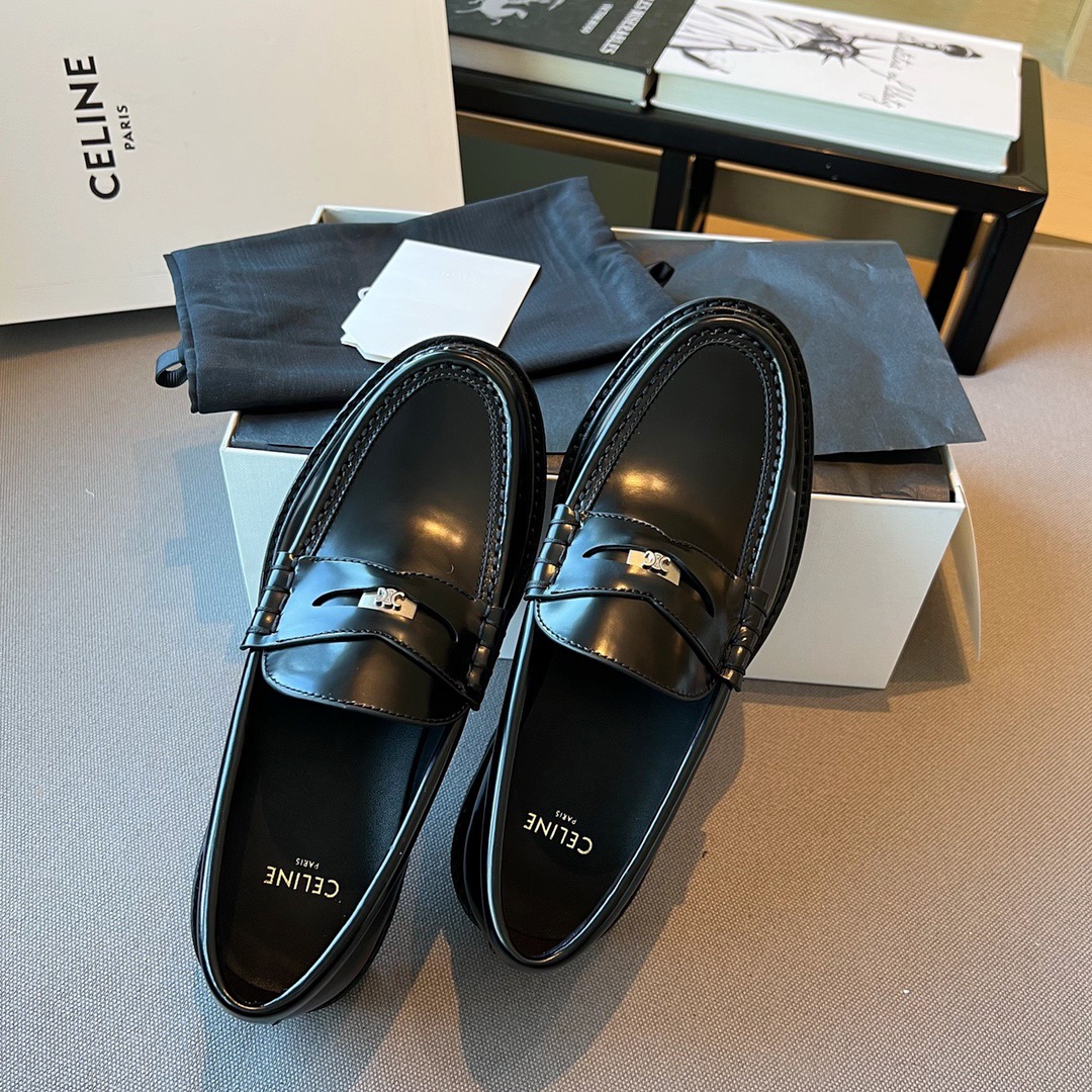 GIÀY CELINE Black Leather loafer