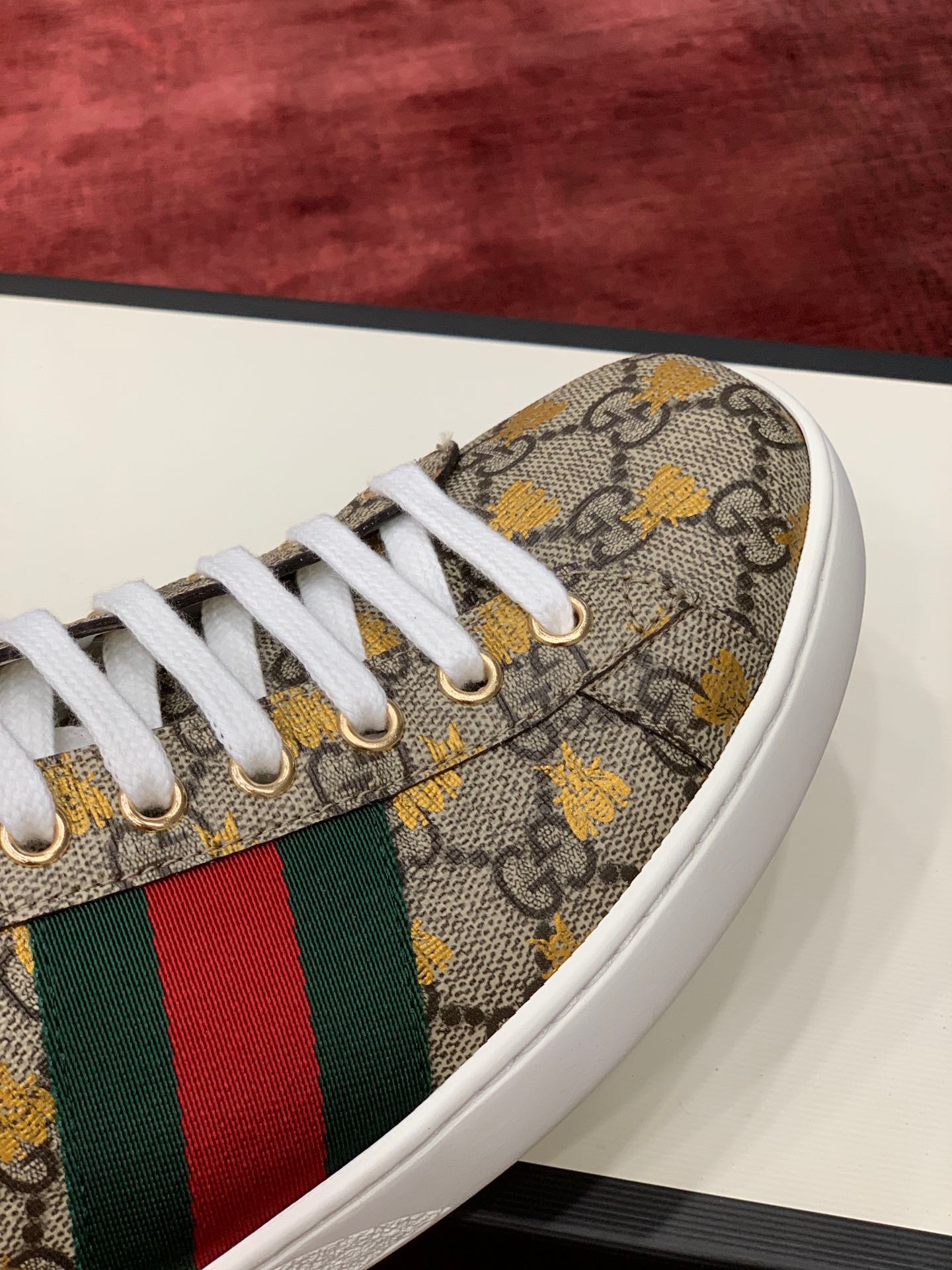 GIÀY GUCCI Leather Ace Sneakers Bee Motif
