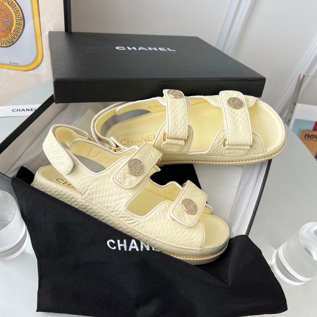 GIÀY CHANEL CC LOGO SANDALS