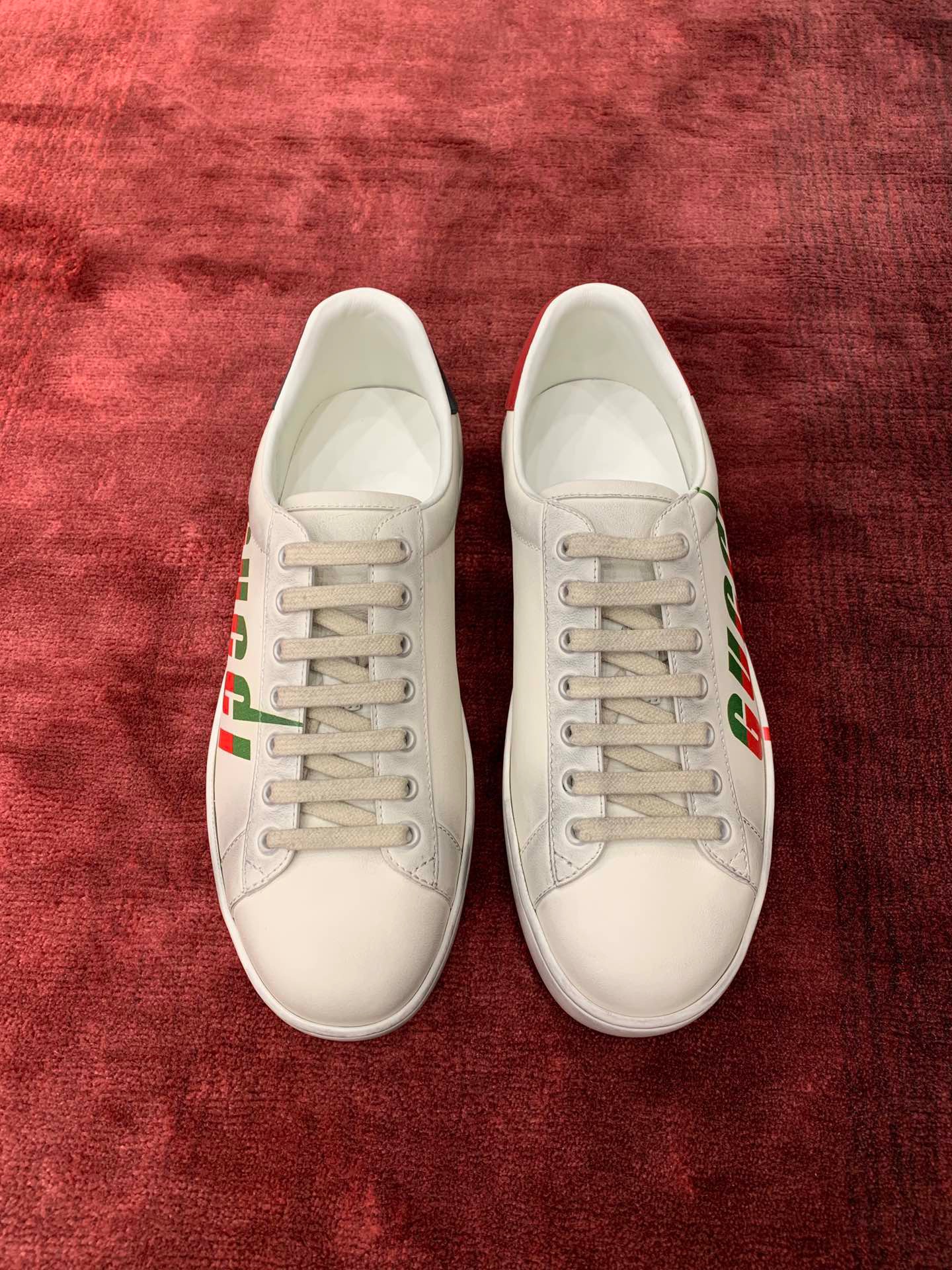 GIÀY GUCCI Leather Ace Sneakers Blade White