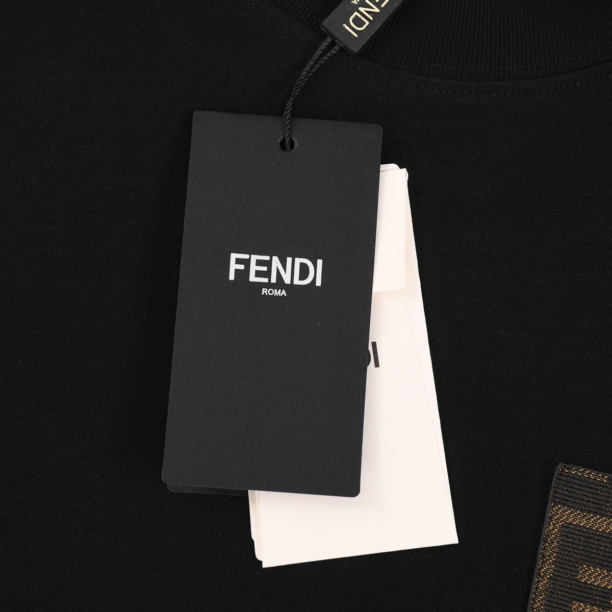 ÁO FENDI T SHIRT MÀU ĐEN UNISEX