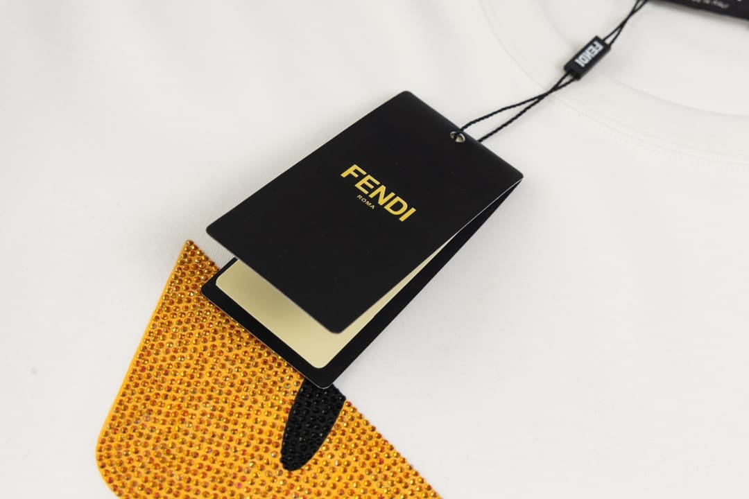 ÁO FENDI T SHIRT MÀU TRẮNG UNISEX