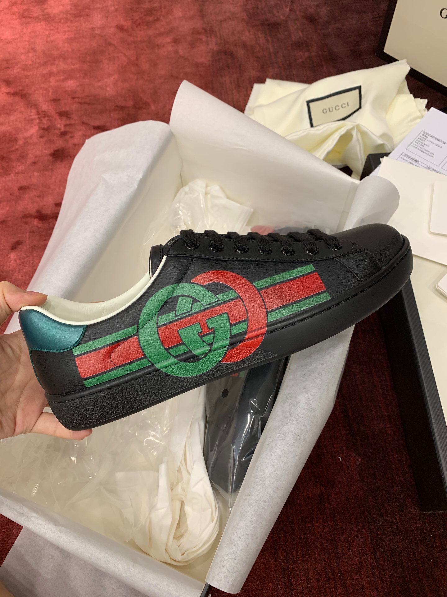 GIÀY GUCCI Leather Ace Sneakers Interlocking GG Black