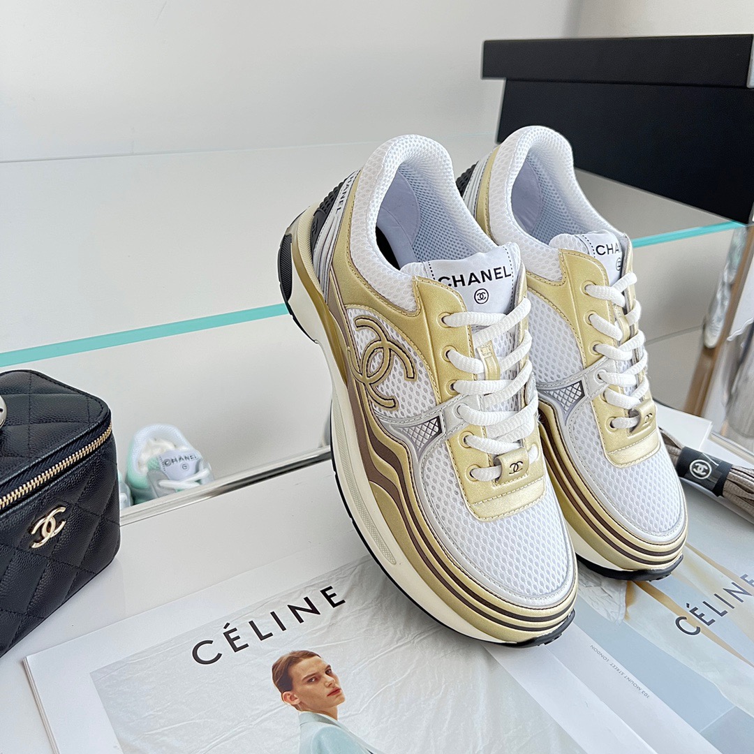 GIÀY CHANEL CC LOGO SNEAKER SHOES