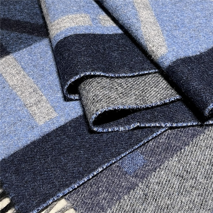 KHĂN Louis Vuitton LV Cashmere scarf