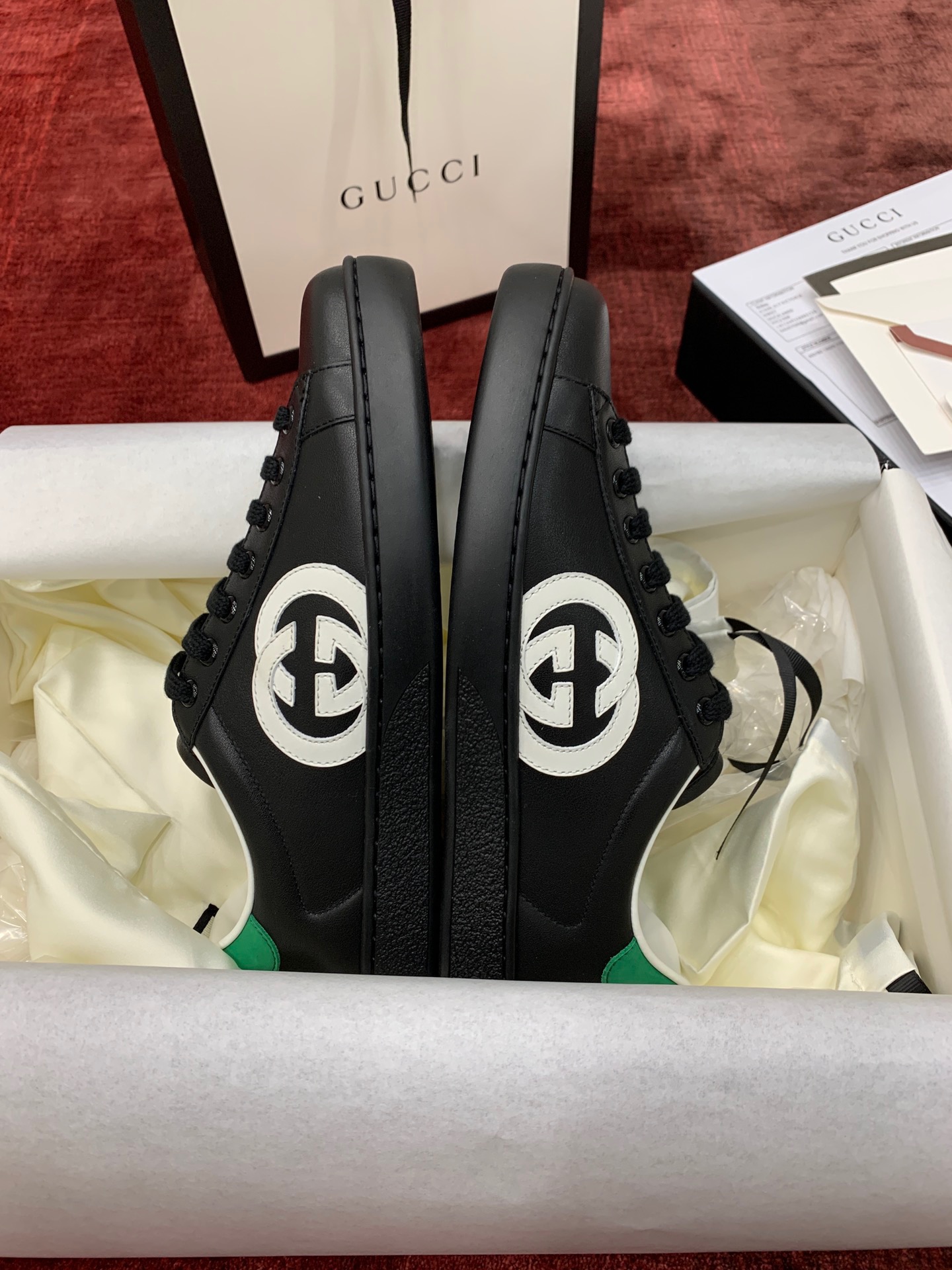 GIÀY GUCCI Leather Ace Sneakers Interlocking GG Black