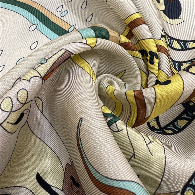 KHĂN Hermes Le Sacre Des Saisons Silk scarf