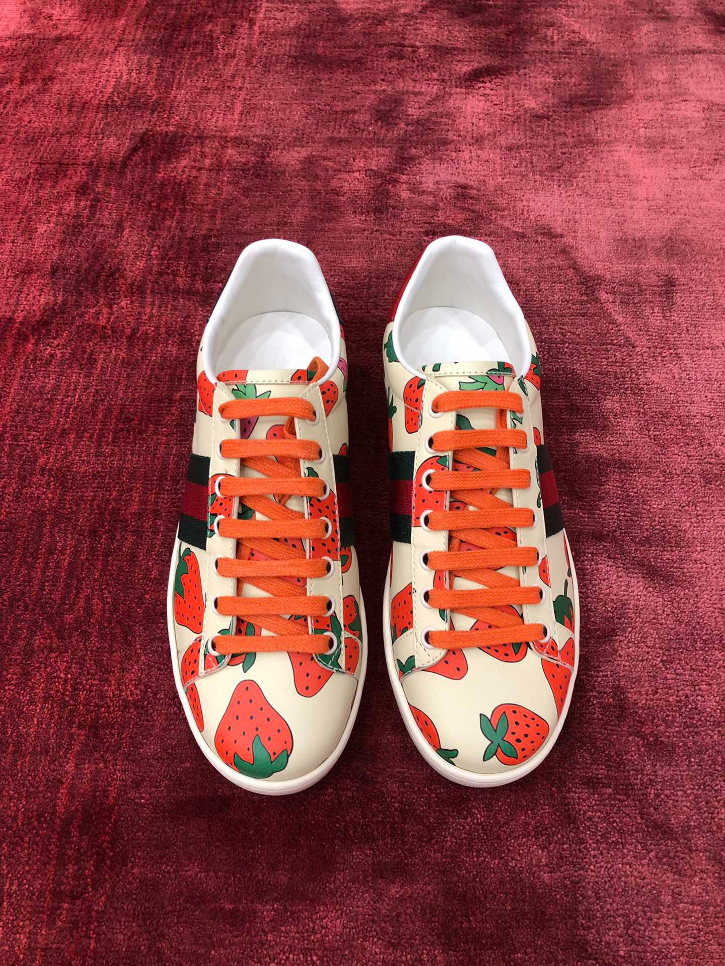 GIÀY GUCCI Leather Ace Sneakers Strawberry White