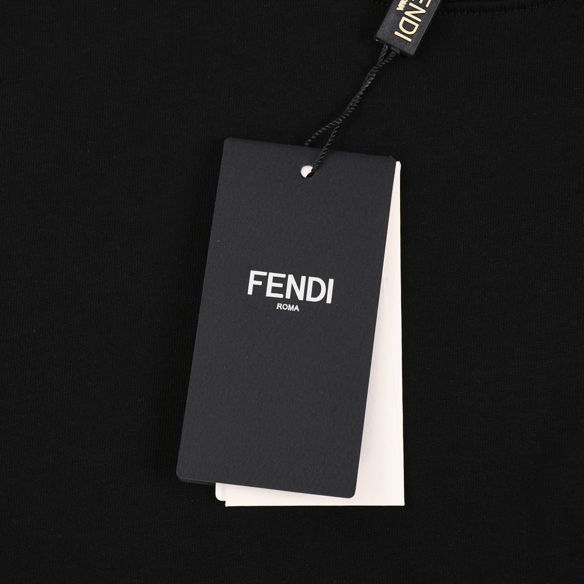 ÁO FENDI T SHIRT MÀU ĐEN UNISEX