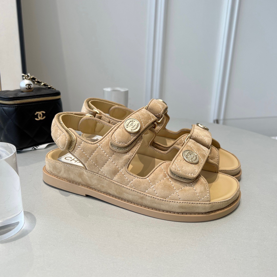 GIÀY CHANEL CC LOGO SANDALS