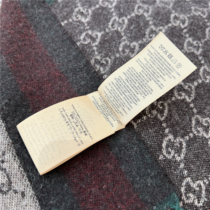 KHĂN Gucci GG Cashmere scarf