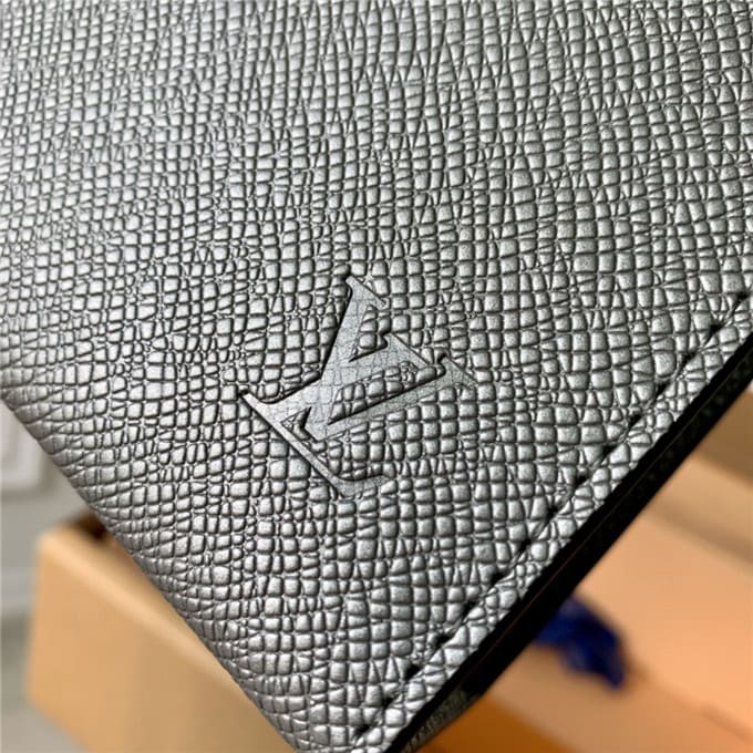 Túi LOUIS VUITTON pochette voyage bag unisex