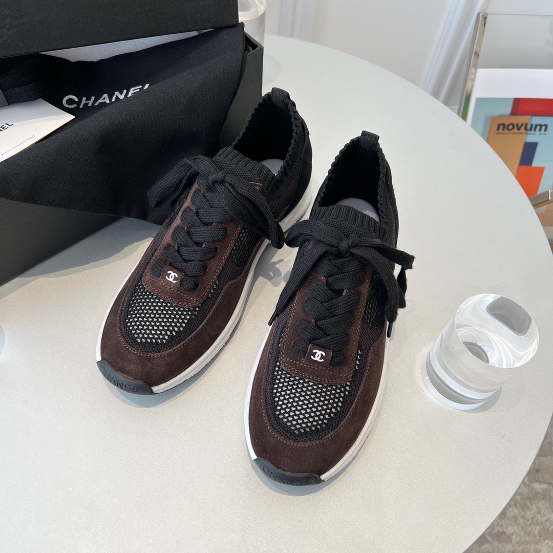GIÀY CHANEL CC LOGO SNEAKER SHOES