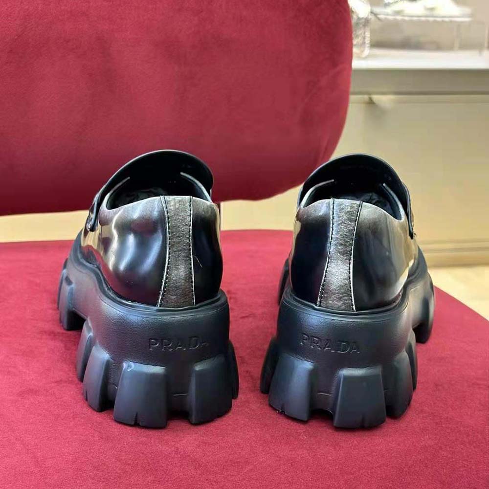 GIÀY PRADA Monolith Nuanced Brushed Leather Loafers