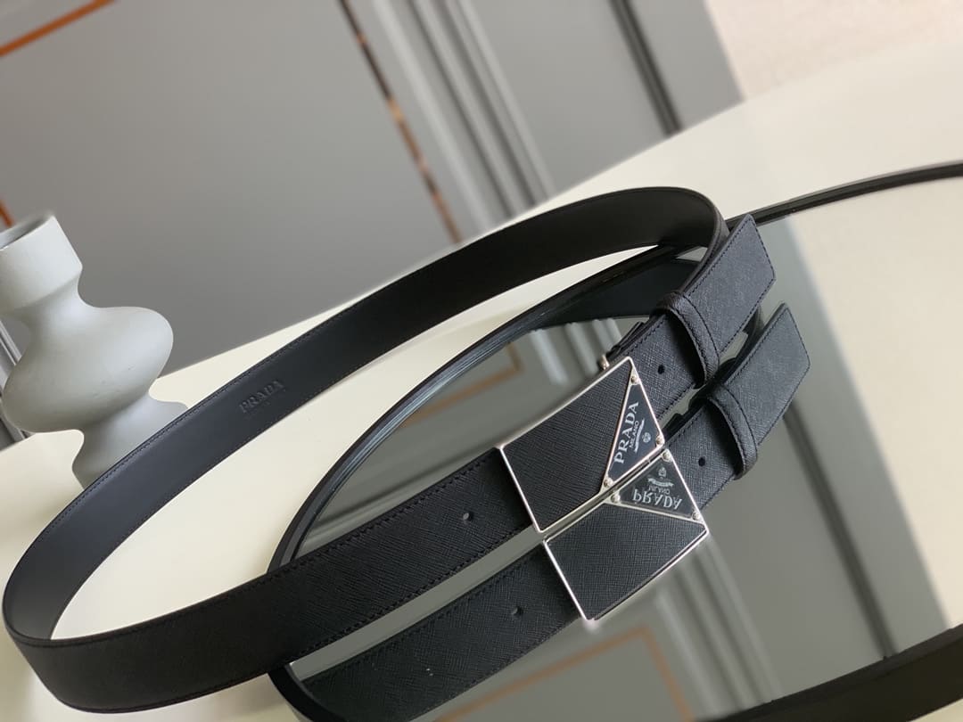 DÂY LƯNG PRADA BLACK SAFFIANO LEATHER Khóa da