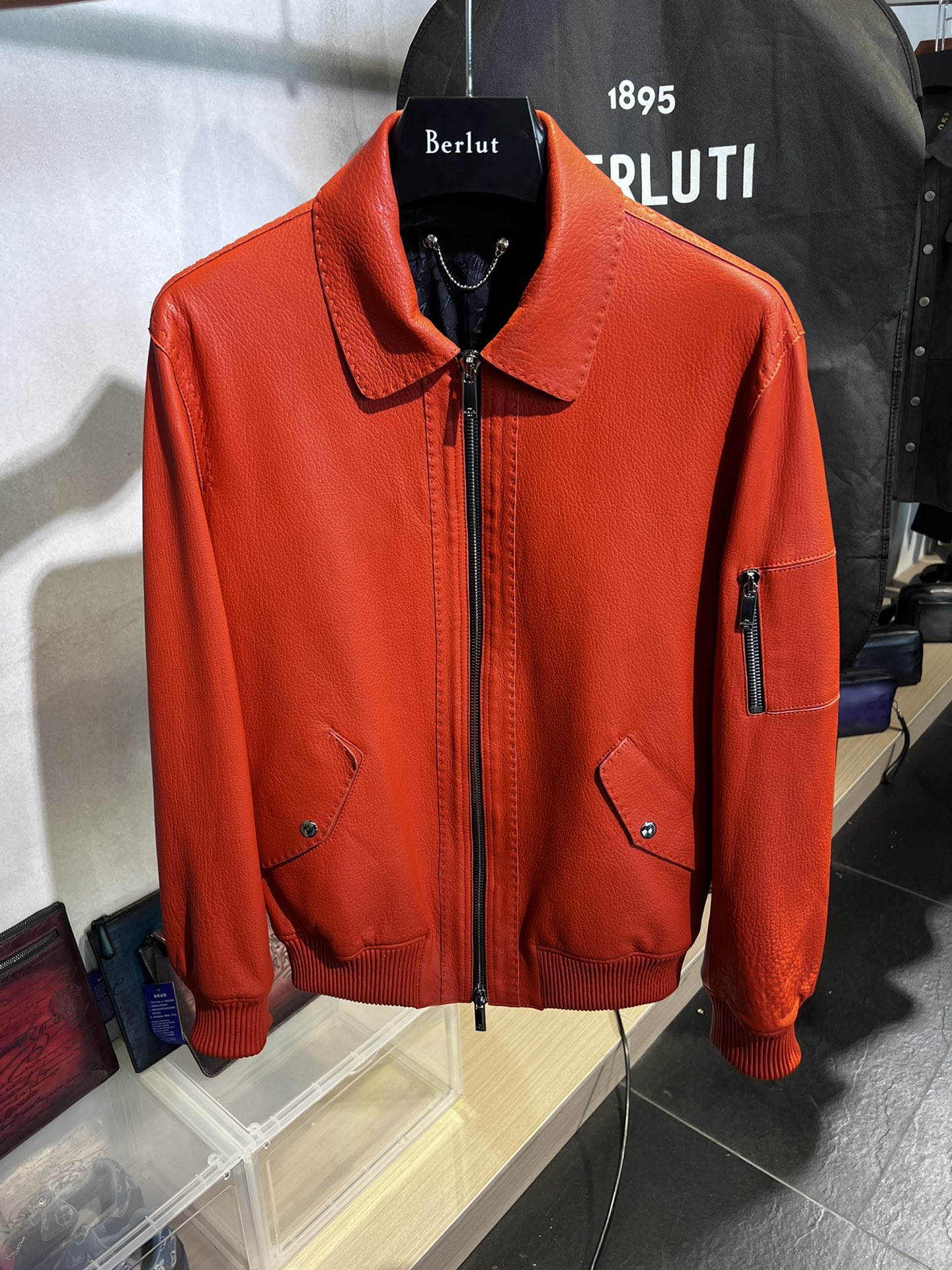 ÁO BERLUTI LEATHER JACKET RED