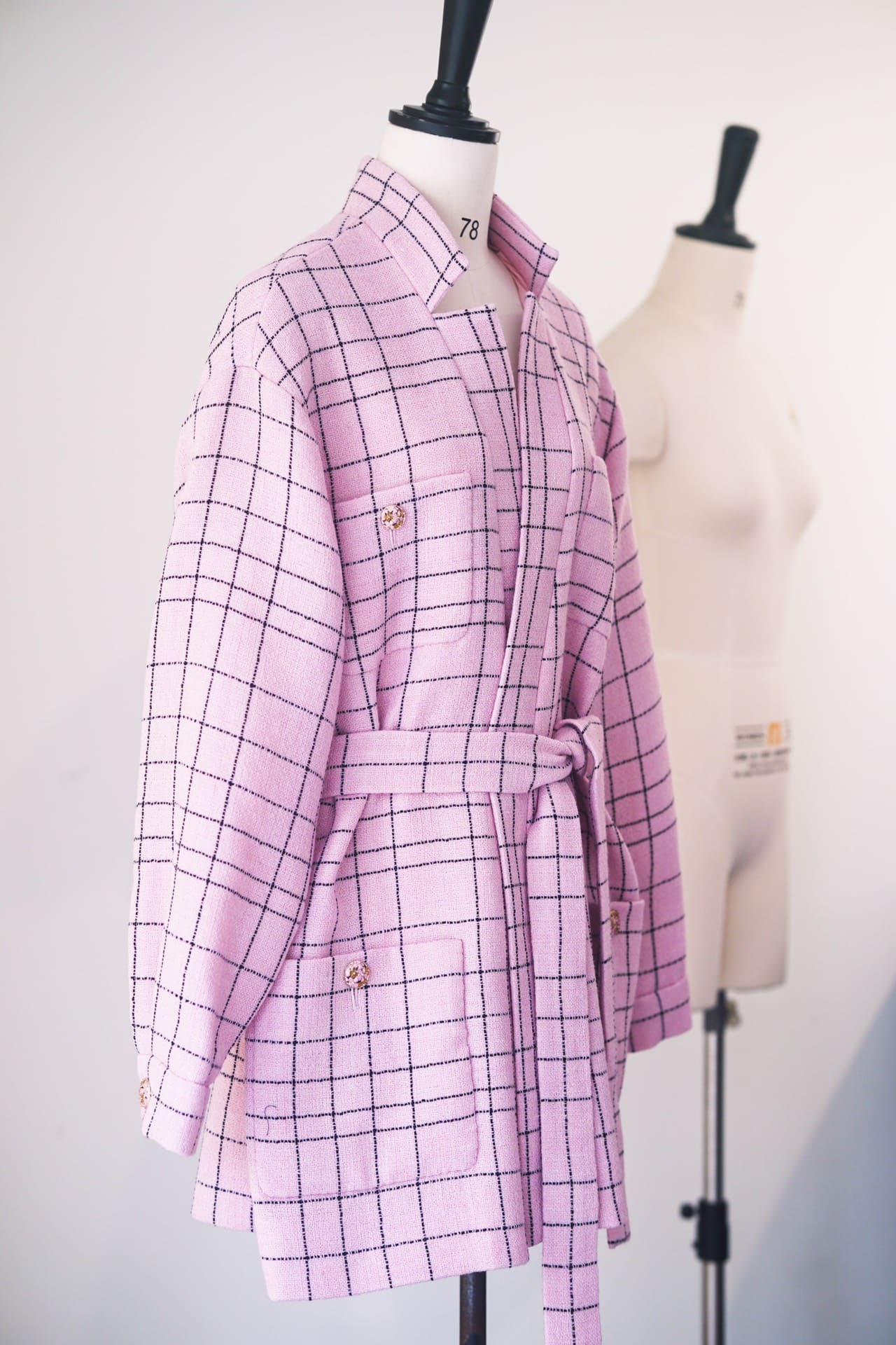 BỘ ĐỒ CHANEL CAMELLIA MÀU HỒNG NHẠT LIGHT PINK MID DRESS High Classy