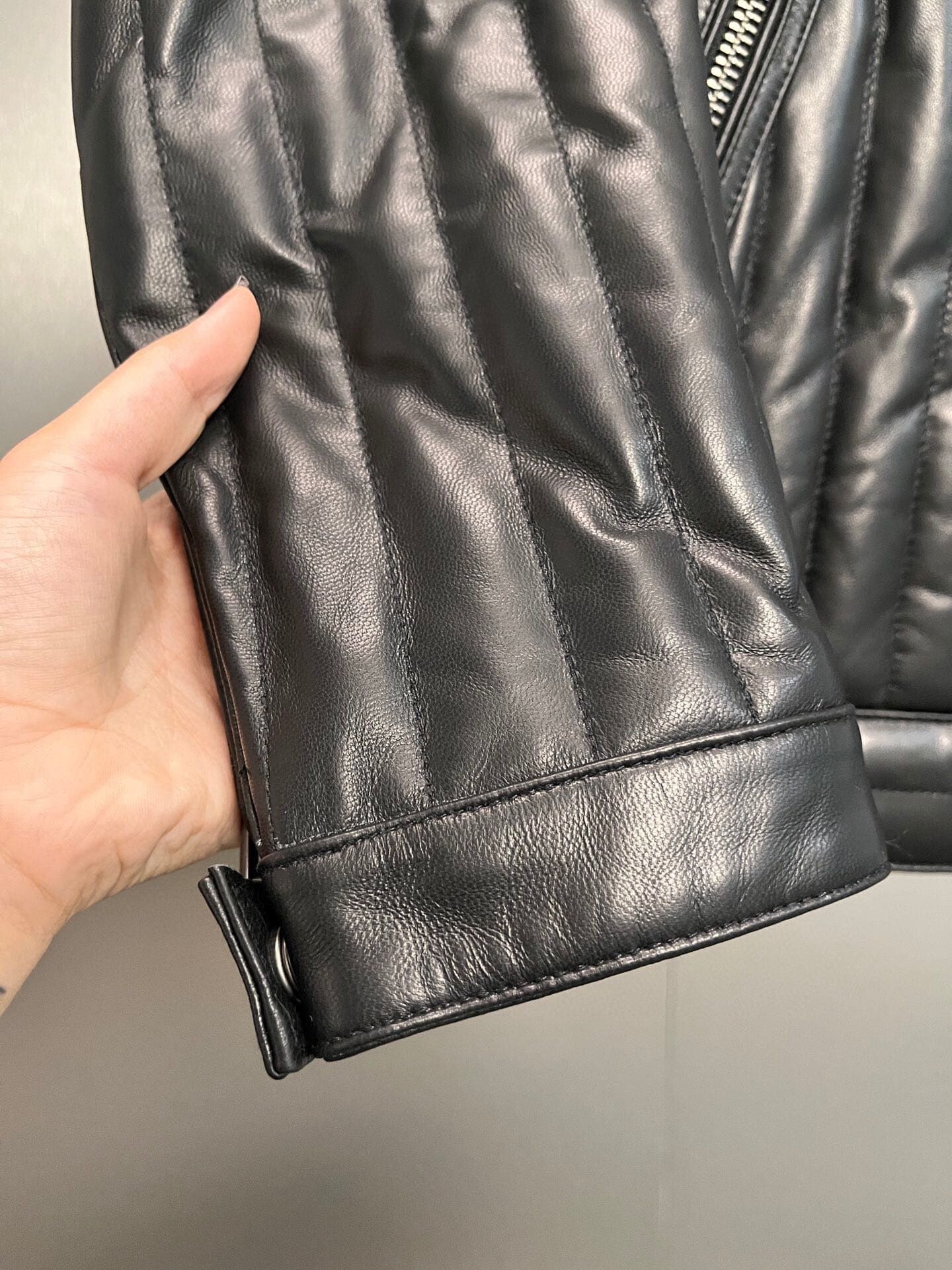 ÁO TOM FORD BLACK LEATHER JACKET