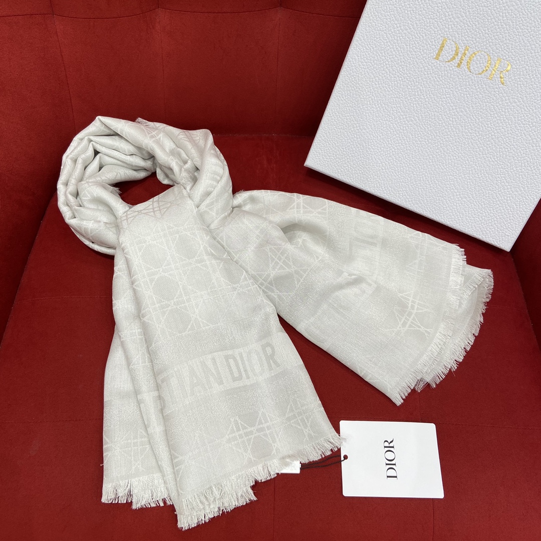 KHĂN Christian Dior Rattan gold wire shawl Scarf