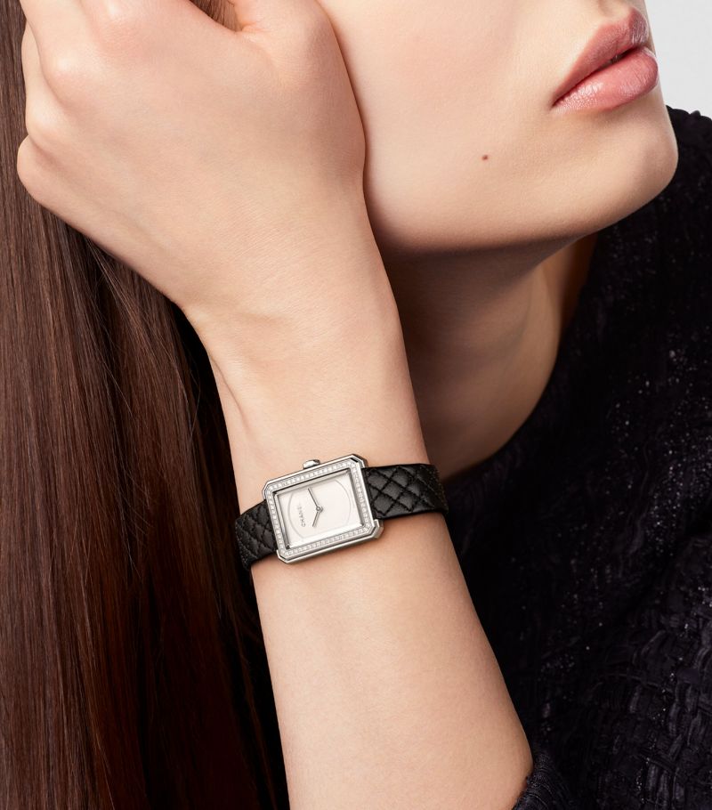 Đồng hồ CHANEL  Small Steel and Diamond BOY·FRIEND Watch 21.5mm mặt số màu trắng