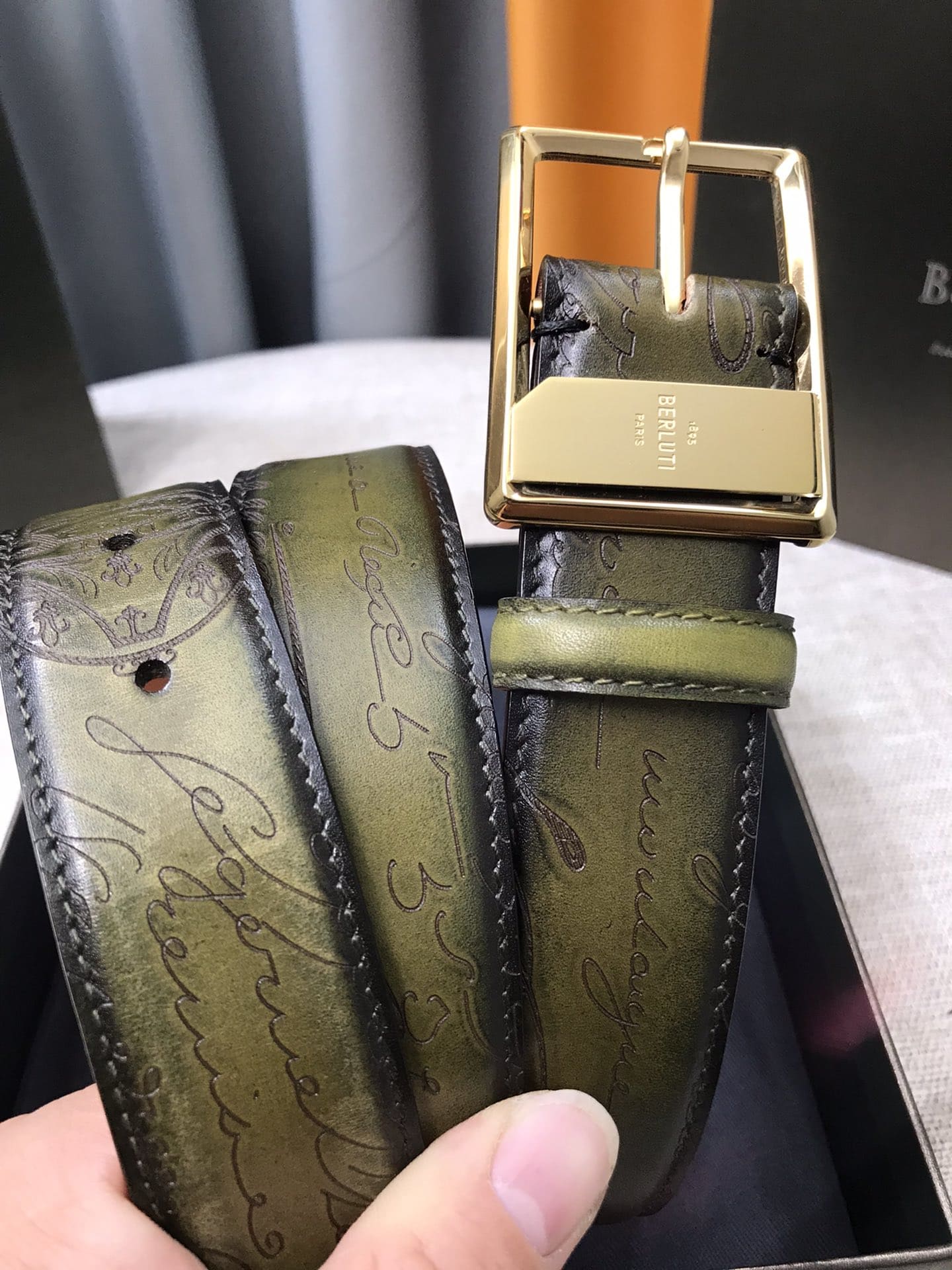 DÂY LƯNG BERLUTI PATINA Leather khóa vàng