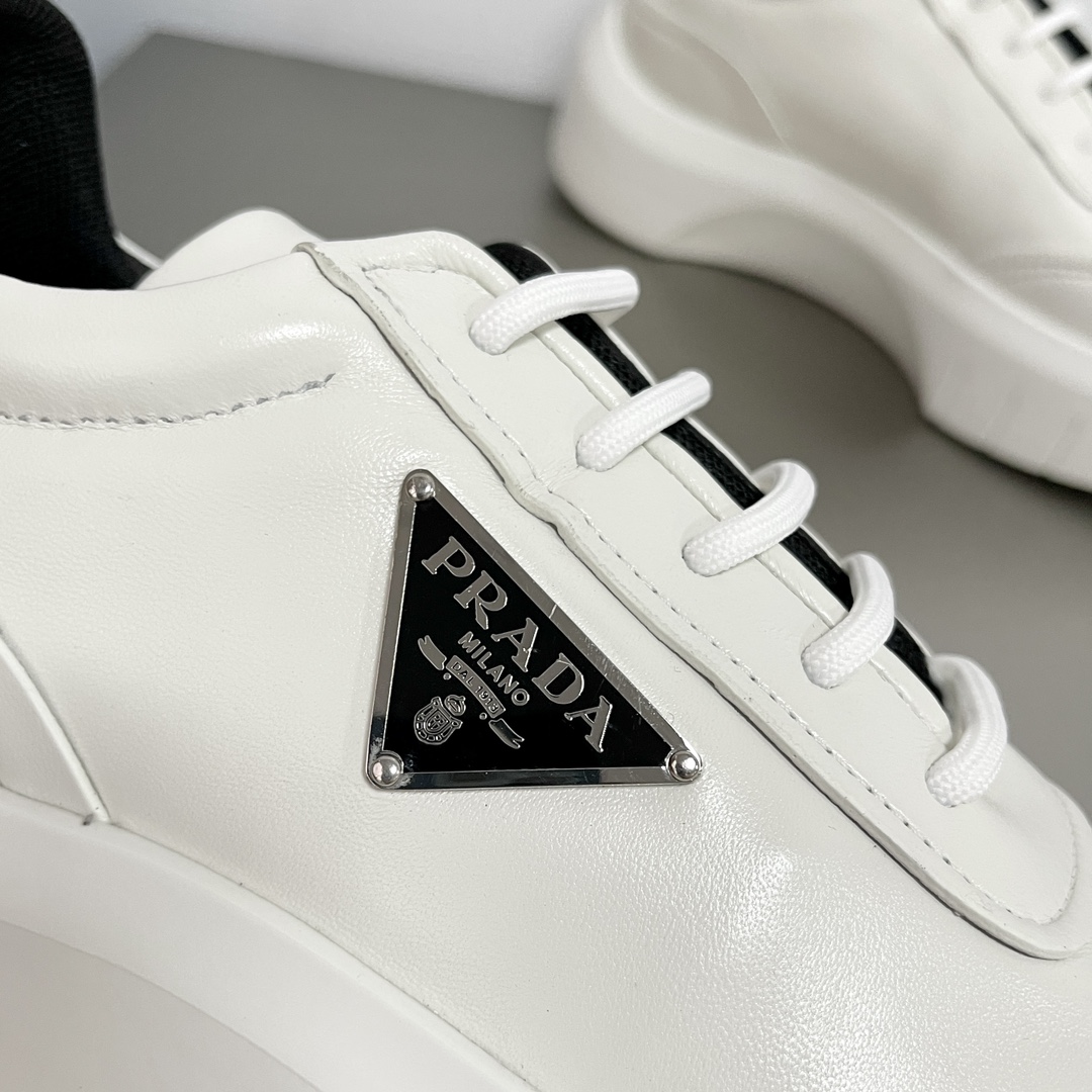 GIÀY PRADA Leather and Re-Nylon Sneakers White