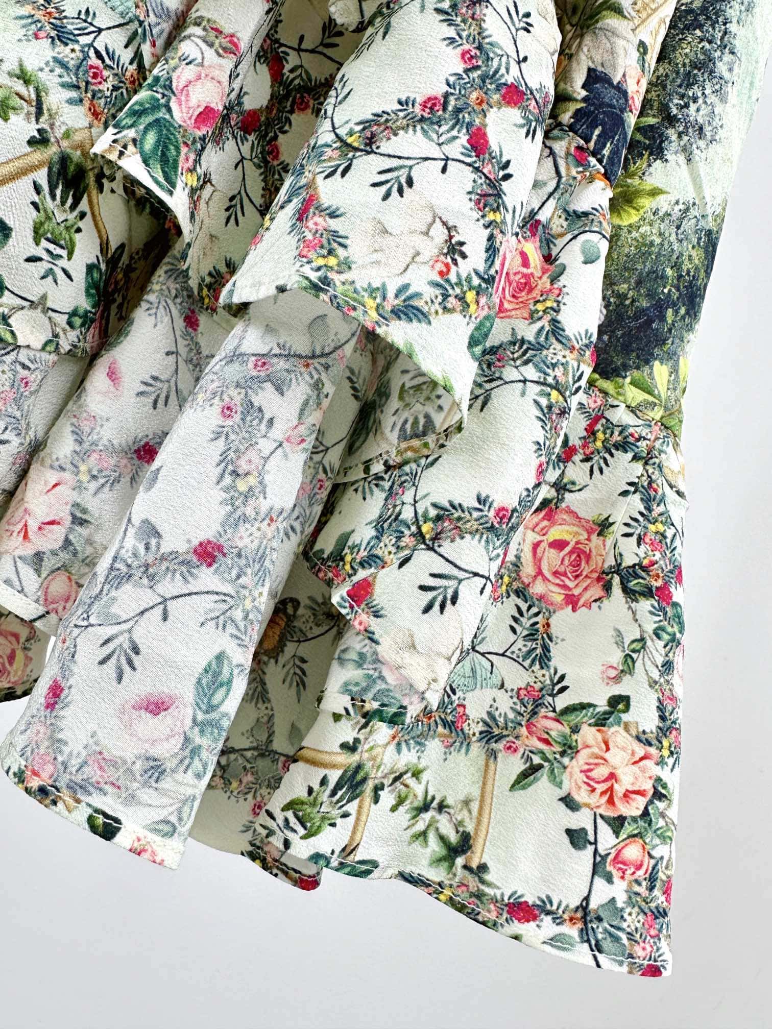 VÁY CAMILLA Silk Embellished V-Neck Midi Dress High Classy