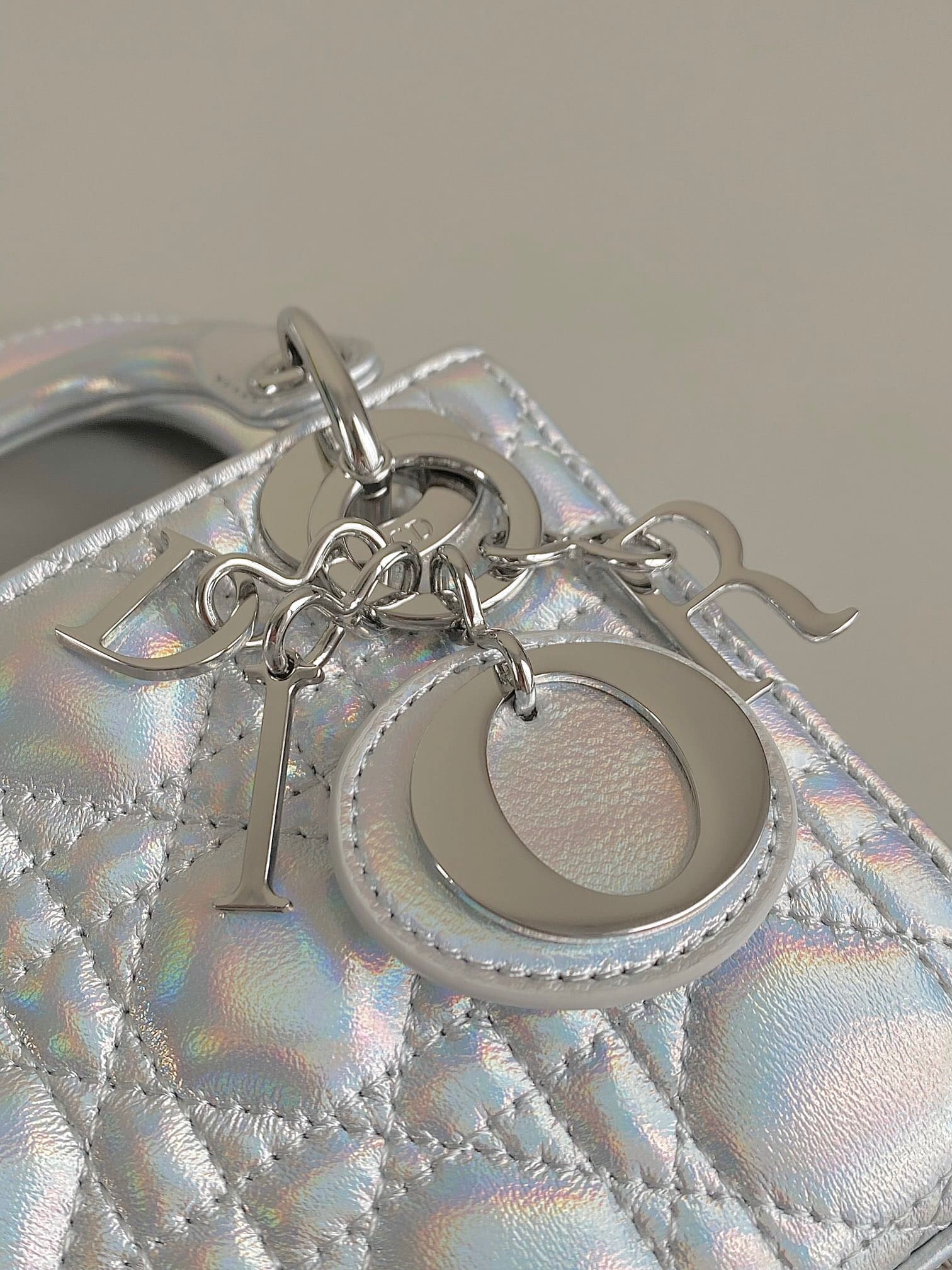 TÚI CHRISTIAN DIOR MINI LADY DIOR Cannage Calfskin Pearl ánh trai