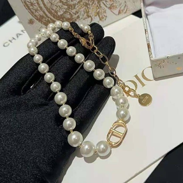 Vòng cổ Dior 30 Montaigne Choker Gold-Finish Metal and White Resin Pearls