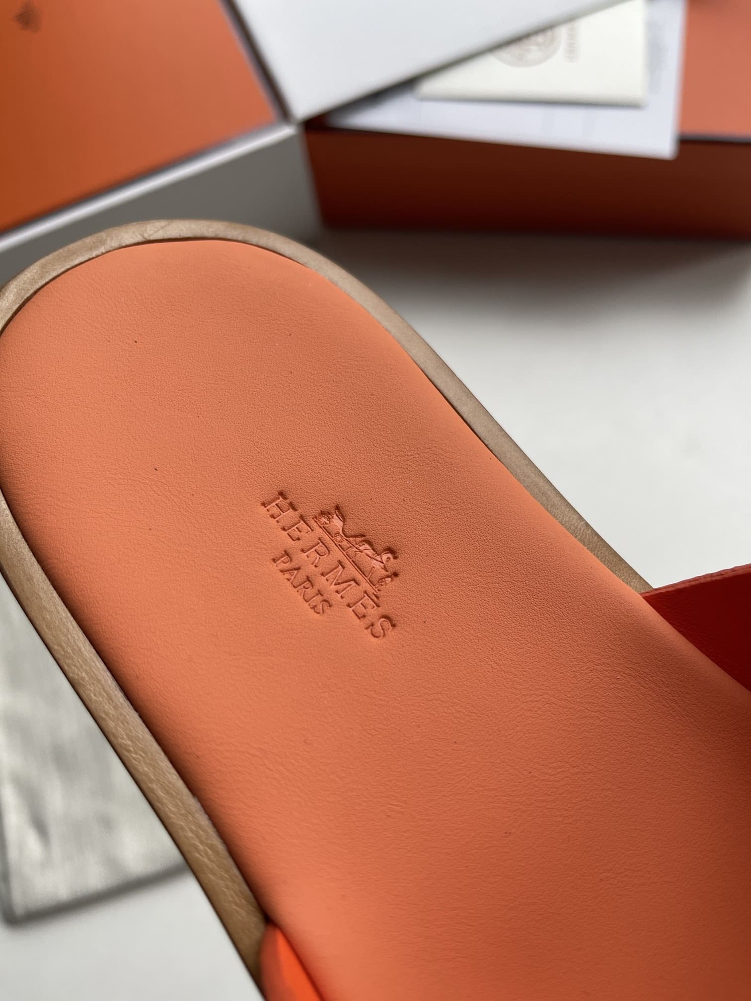 DÉP HERMES IZMIR ORANGE H SANDAL AAA