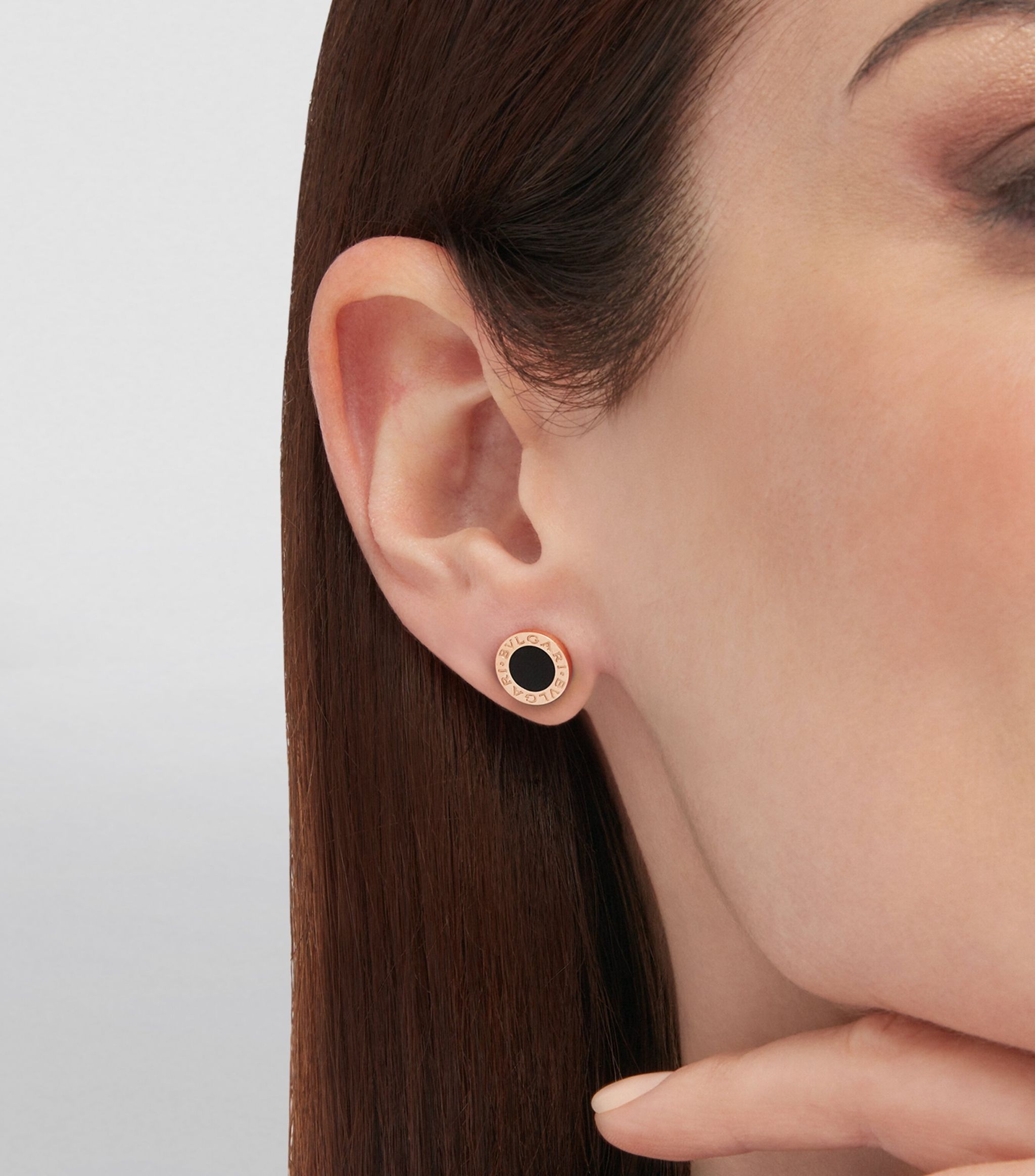 Bông tai BVLGARI Rose Gold and Onyx BVLGARI BVLGARI Single Stud Earring vàng hồng 18K