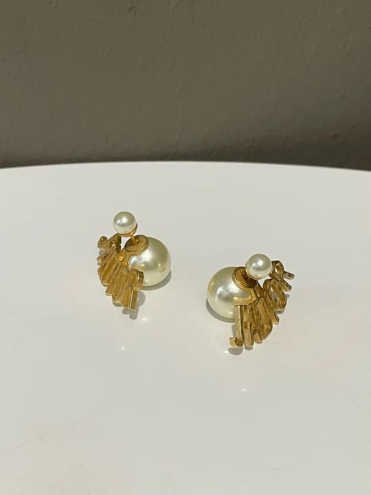 HOA TAI DIOR CD PEARLS JADOR TRIBALES