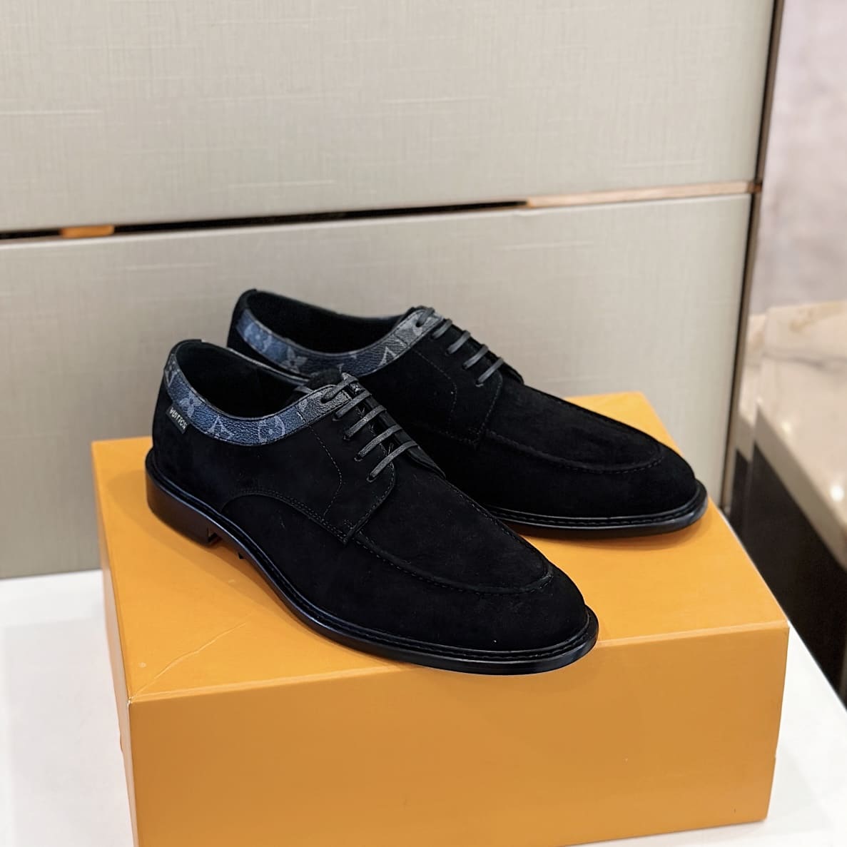 GIÀY LOUIS VUITTON VENDOME FLEX SHOES AAA