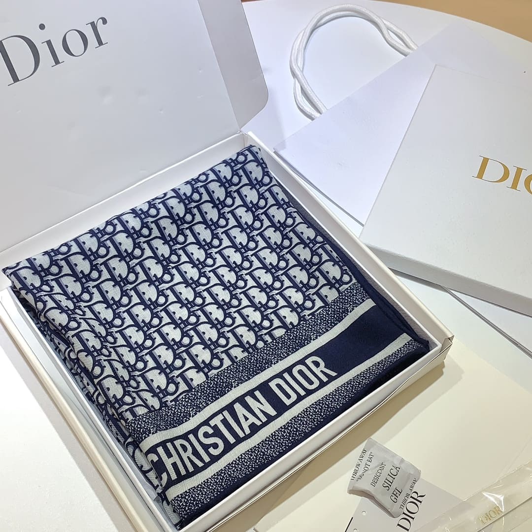 KHĂN CHRISTIAN DIOR Letter cashmere scarf