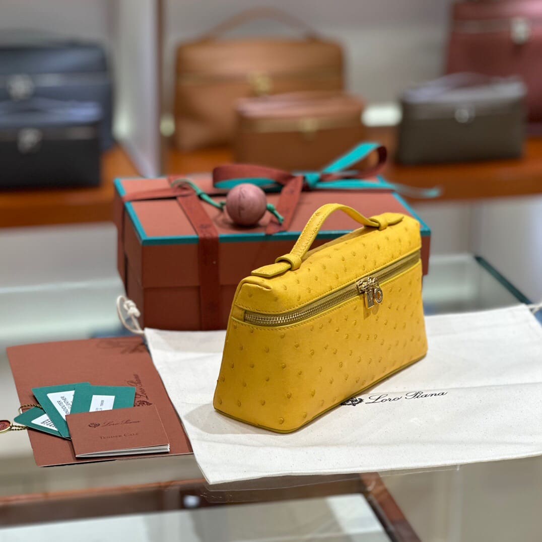 TÚI Loro Piana Women Extra Pocket L27 in Ostrich Leather Yellow da đà điểu(Gía Liên Hệ)