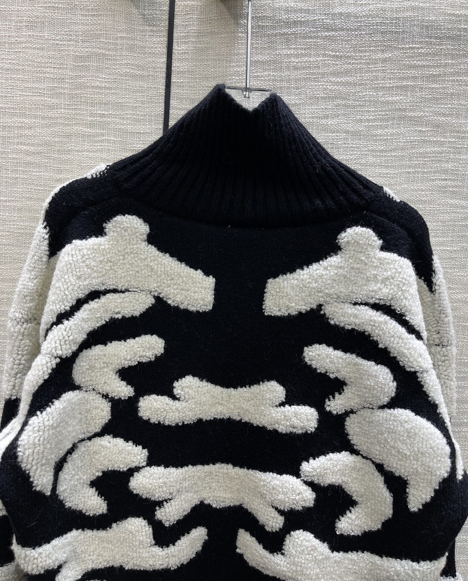 ÁO CELINE Zipped Tiger Print Sweater