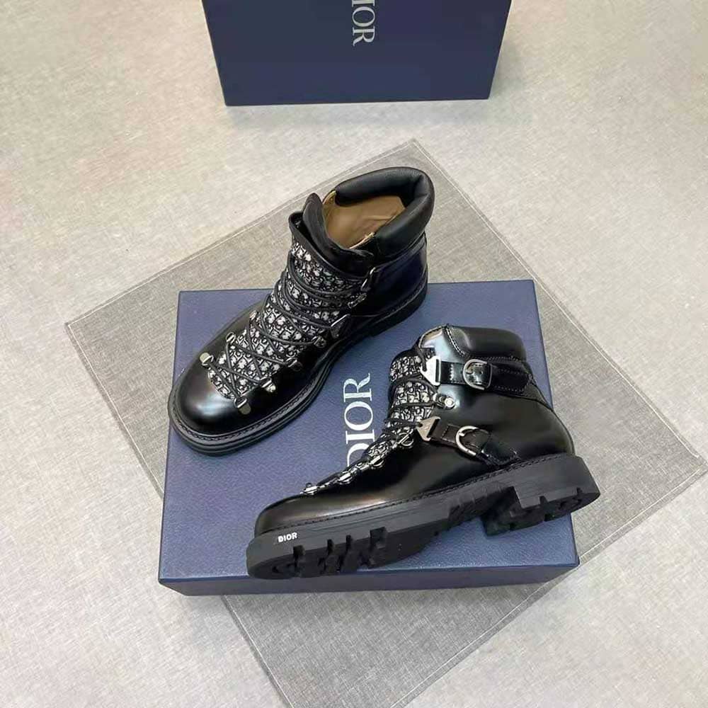 GIÀY DIOR Explorer II Laced and Buckled Ankle Boot