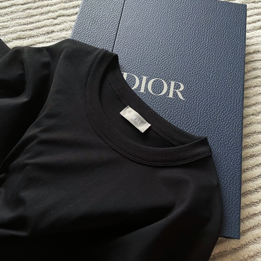 ÁO DIOR T SHIRT MÀU ĐEN UNISEX