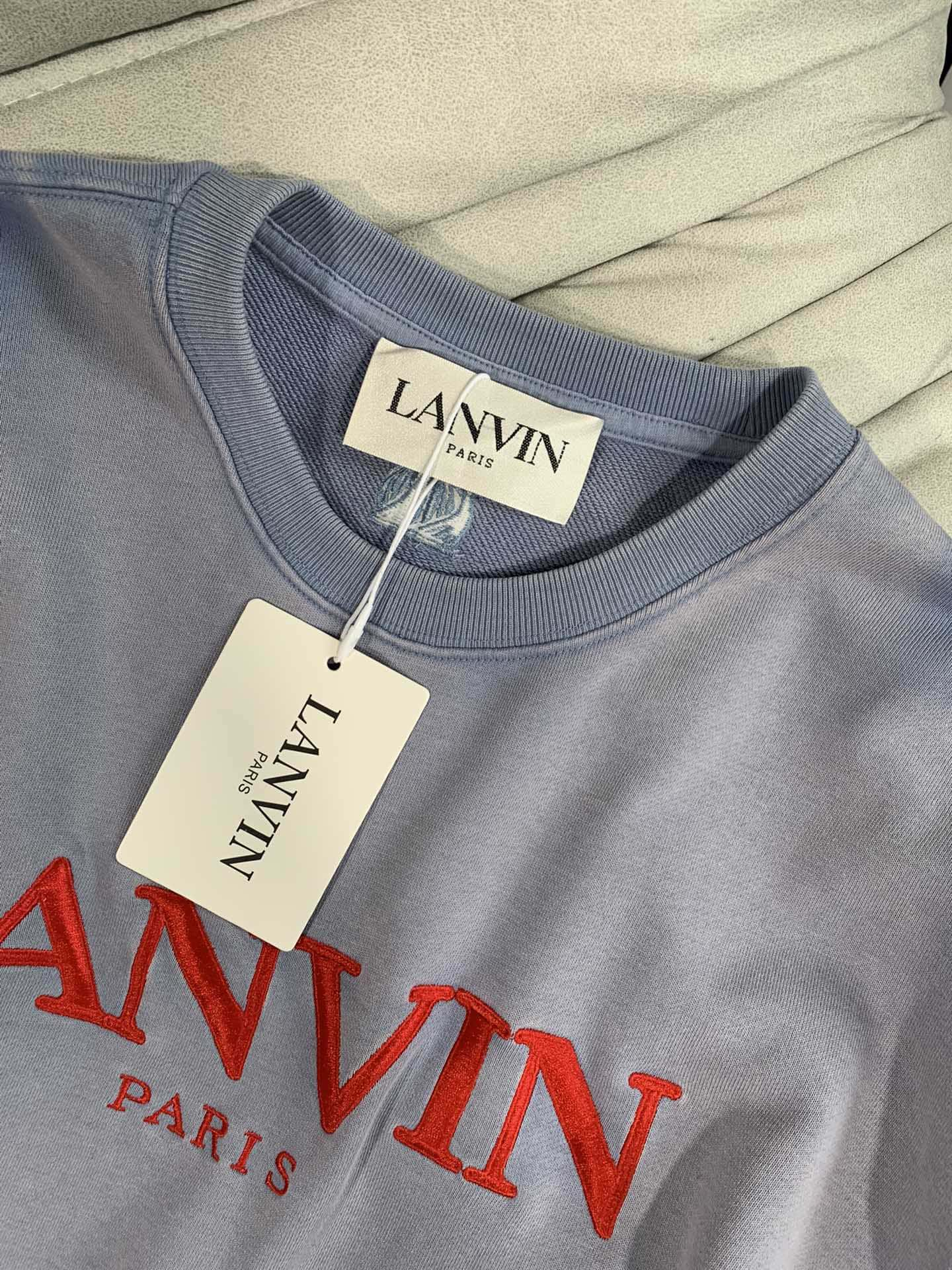 ÁO LANVIN Paris Heart Logo Sweater Unisex