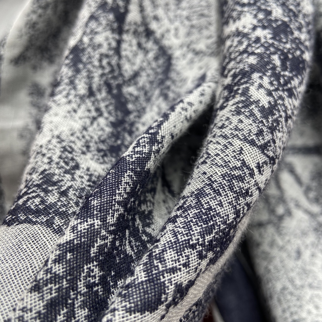 KHĂN Christian Dior Classic shawl Scarf