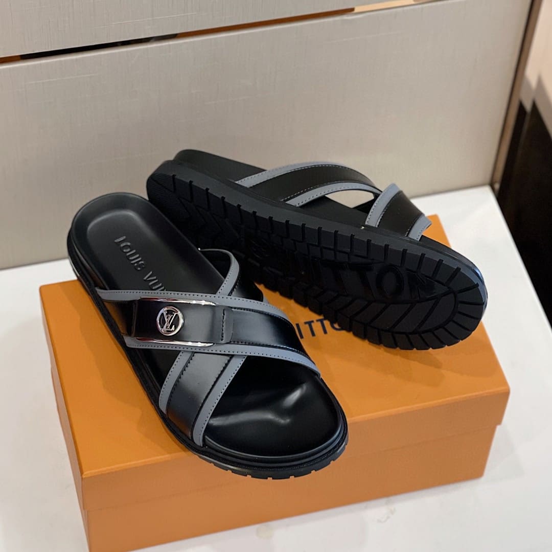 DÉP LOUIS VUITTON TRIANGLE LOGO SANDAL AAA