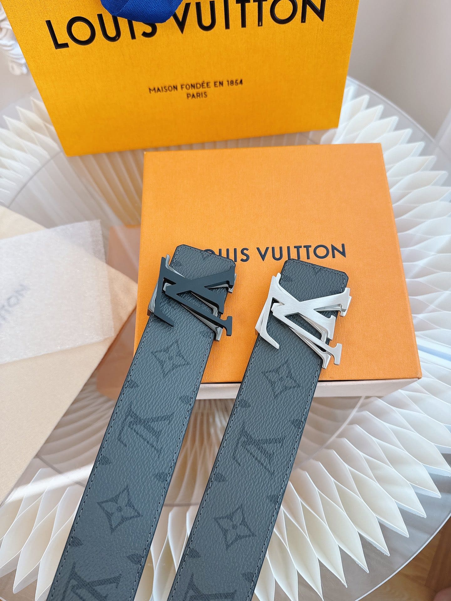 DÂY LƯNG LOUIS VUITTON  DOUBLE LV BLACK MONOGRAM LEATHER Khóa bạc