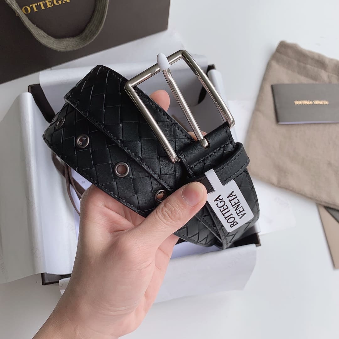 DÂY LƯNG BOTTGA VENETA BLACK INTRECCIATO LEATHER Khóa bạc